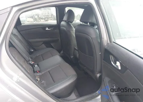 2024 Kia Forte Gt-Line из США, поврежденный, VIN 3KPF54AD6RE724610